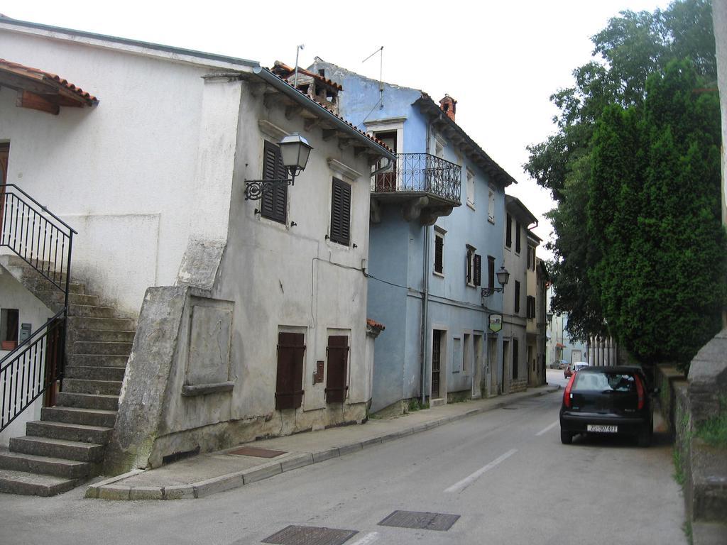 Apartments Alen Pazin Exterior foto