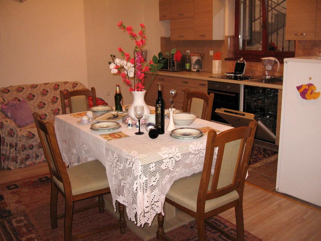 Apartments Alen Pazin Exterior foto